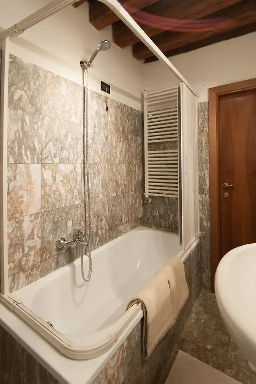 Ve-Nice Suite Giuffa C4834 Venecia Italia