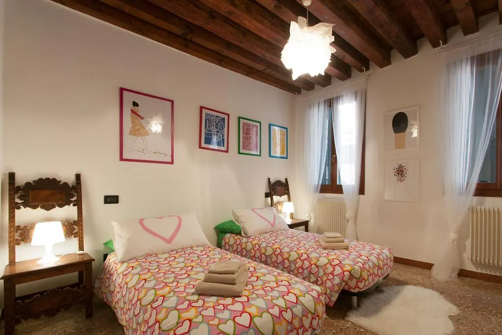 Ve-Nice Suite Giuffa C4834 Appartement Venise