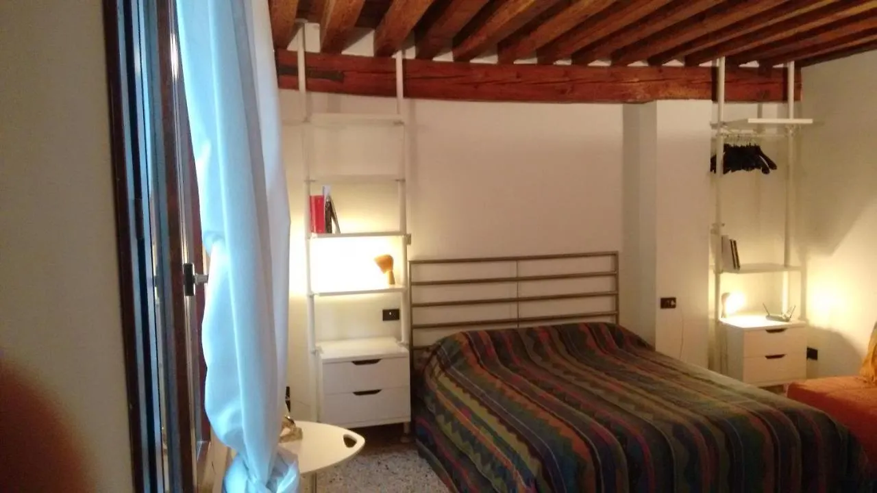Ve-Nice Suite Giuffa C4834 Appartement